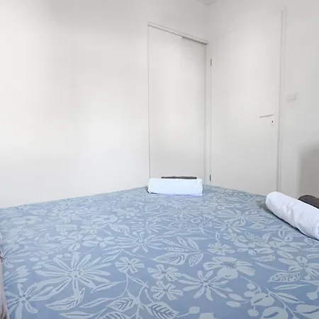 T3 Chaleureux Avec Terrasse, Piscine Et Parking * Prayssac