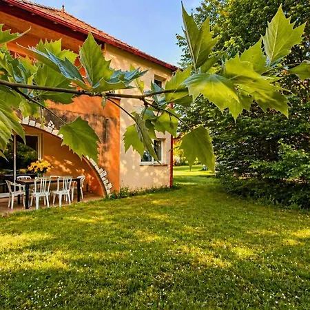T3 Chaleureux Avec Terrasse, Piscine Et Parking Appartamento *